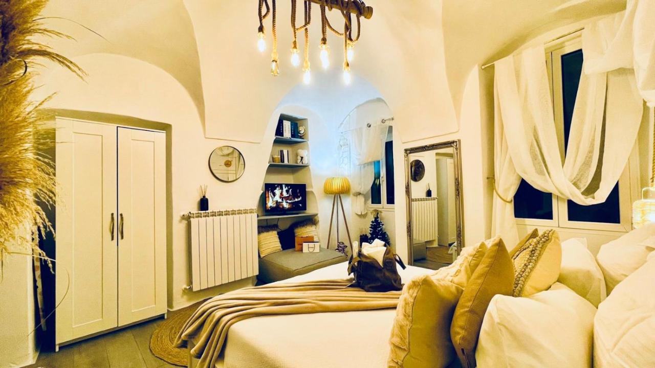 Le Petit Bijou Di Dolceacqua, Per Un Momento Romantico Exterior photo